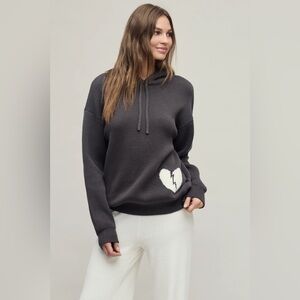 BAREFOOT DREAMS NEW Heartbreaker Graphic Sweater S/M